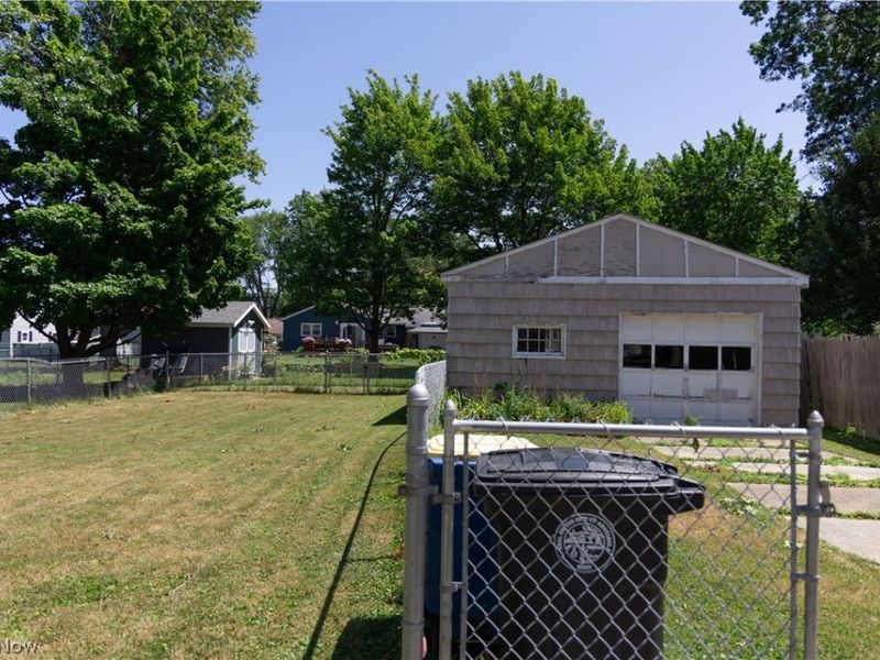 802 Norman Avenue, Ashtabula, OH 44004 Photo 5