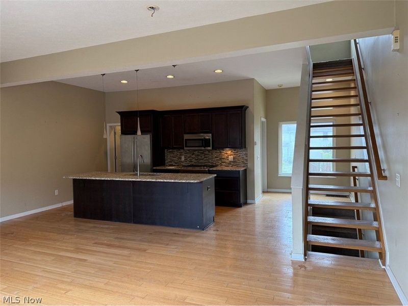 5703 Bridge Avenue, Cleveland, OH 44102 Photo 3