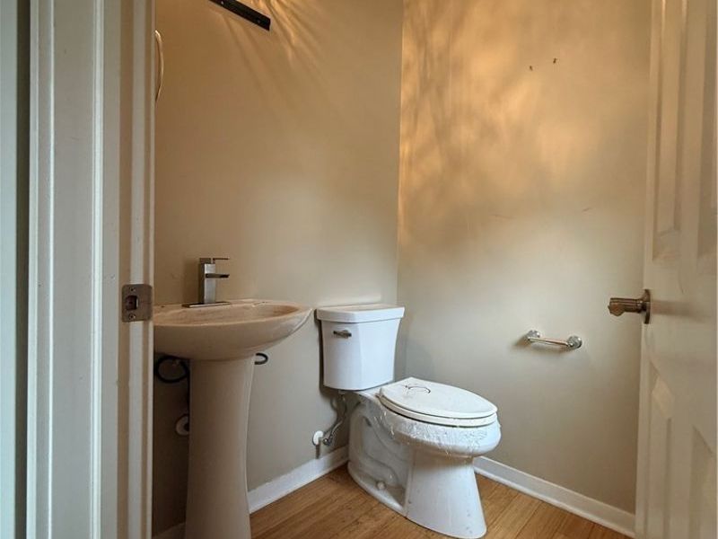 5703 Bridge Avenue, Cleveland, OH 44102 Photo 5