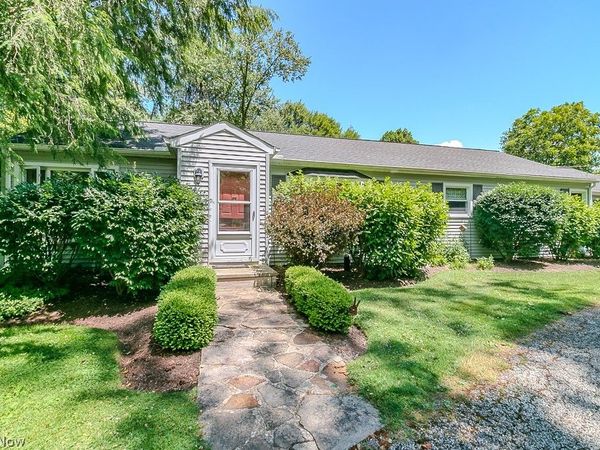 8422 Holly Hill Drive, Novelty, OH 44072