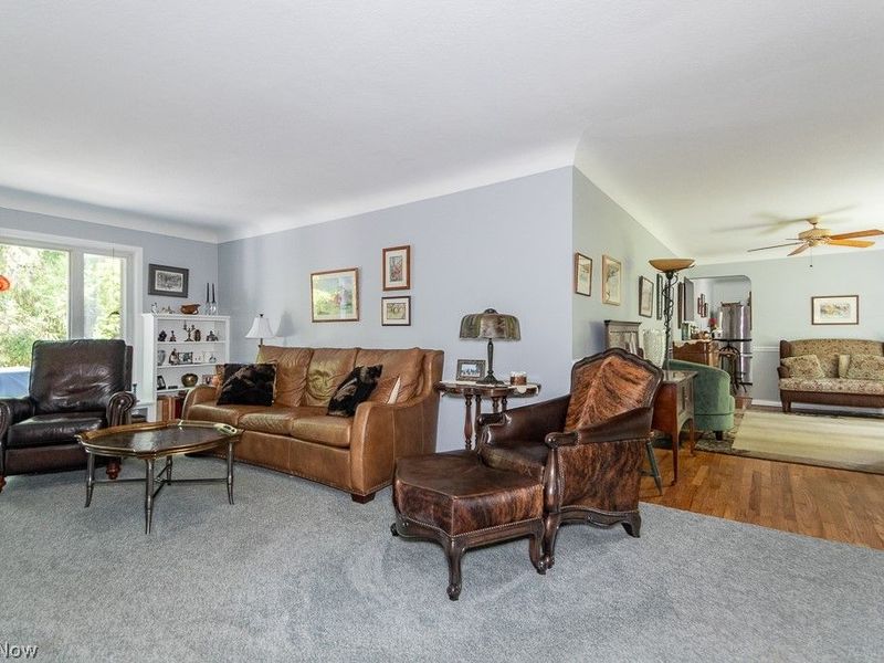 8422 Holly Hill Drive, Novelty, OH 44072 Photo 11