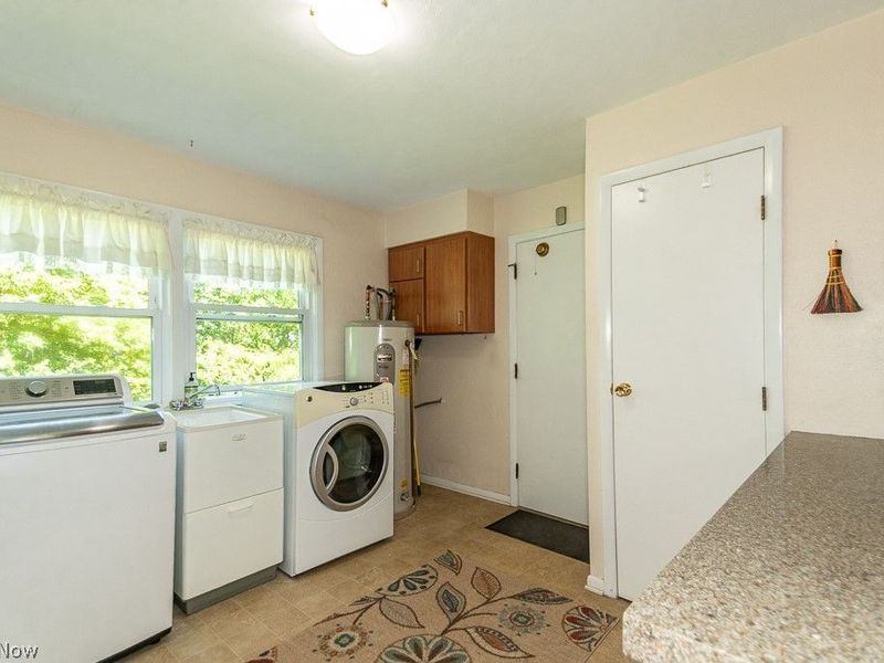 8422 Holly Hill Drive, Novelty, OH 44072 Photo 22
