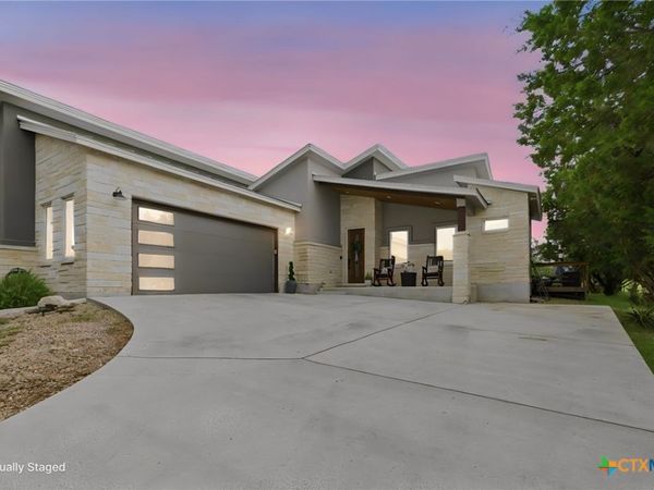 1108 Long Hollow , Canyon Lake, TX 78133