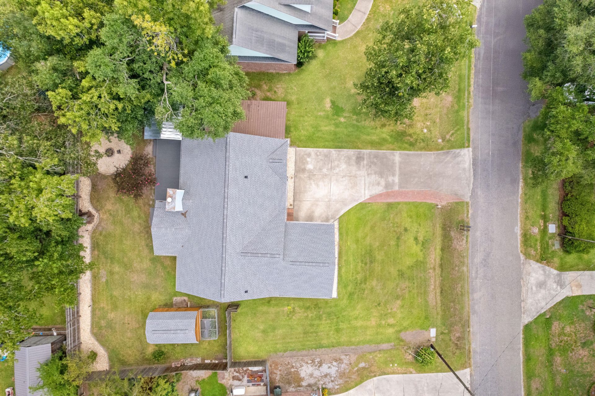 1117 Langdoc Street Photo 37