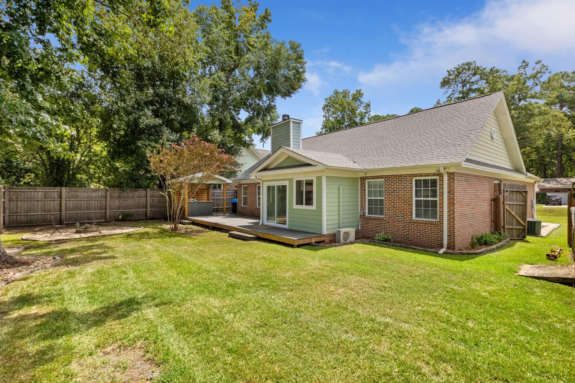 1117 Langdoc Street Photo 38