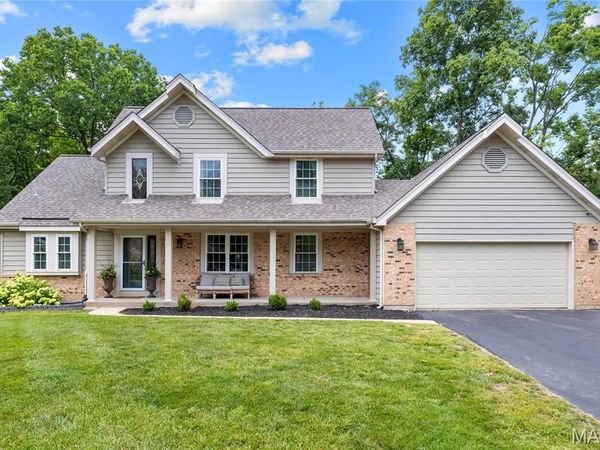 60 Golden Ridge Court , St Charles, MO 63304
