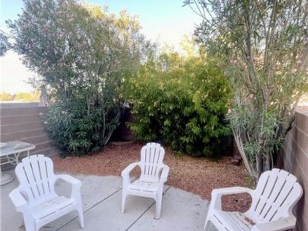 2760 Stargate Street , Las Vegas, NV 89108