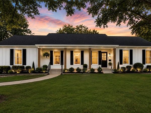 9516 Buena Vista Street, Overland Park, KS 66207