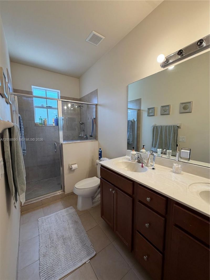 17089 SW 93rd St, Miami, FL 33196 Photo