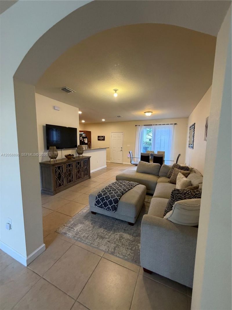 17089 SW 93rd St, Miami, FL 33196 Photo