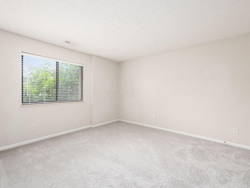 2196 Hedgerow Road, Unit 2196C, Columbus, OH 43220 Photo 19