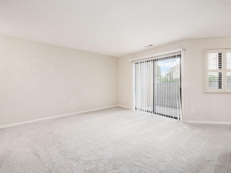 2196 Hedgerow Road, Unit 2196C, Columbus, OH 43220 Photo 8