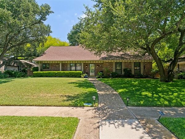 10 Lundys Lane , Richardson, TX 75080