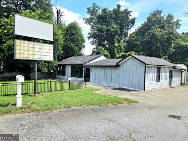3554 Hilton Avenue, Columbus, GA 31904