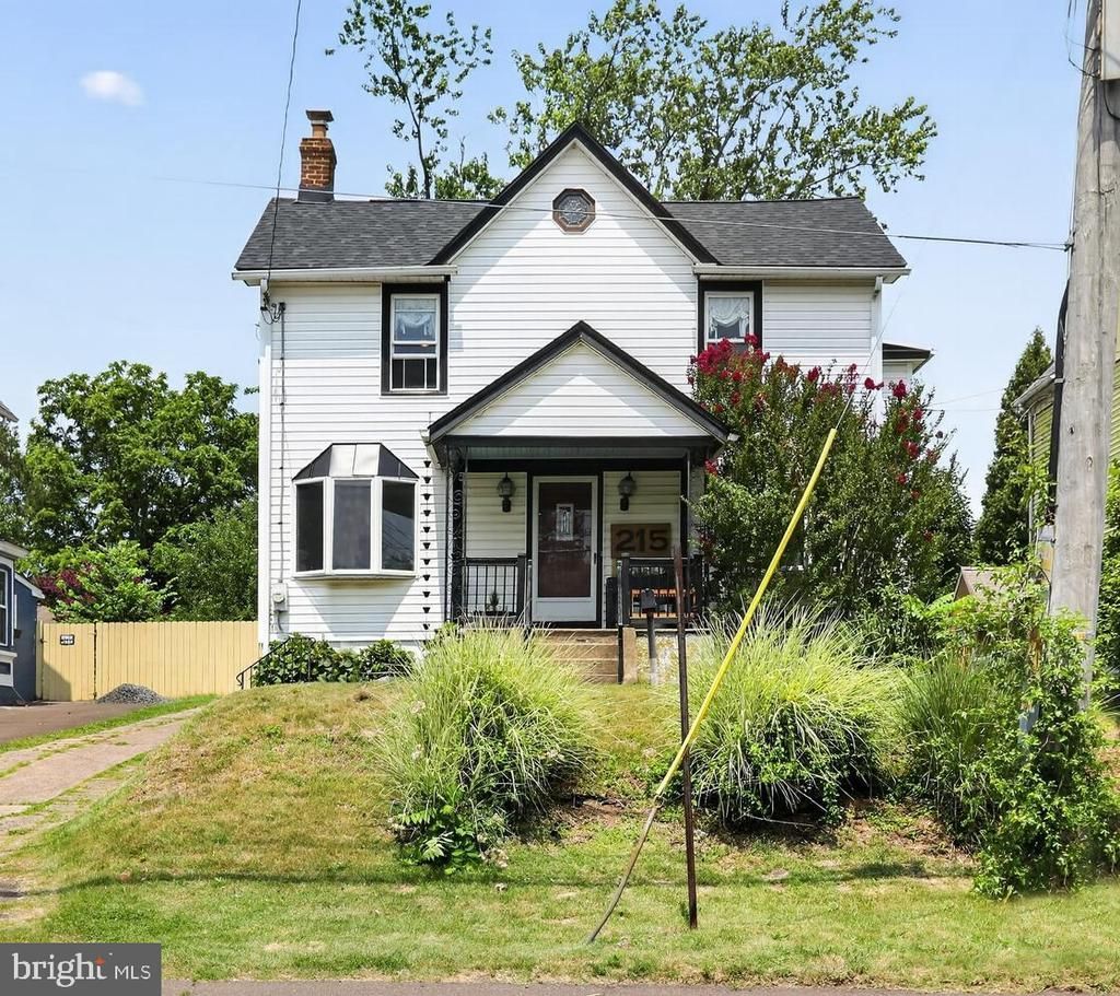 215 BYBERRY AVENUE, HATBORO, PA 19040