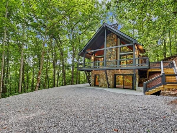 1583 Spring Cove Road , Blairsville, GA 30512