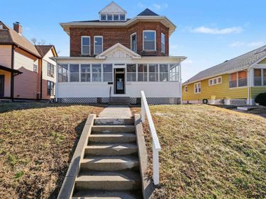 3833 Parker Street, Omaha, NE 68111