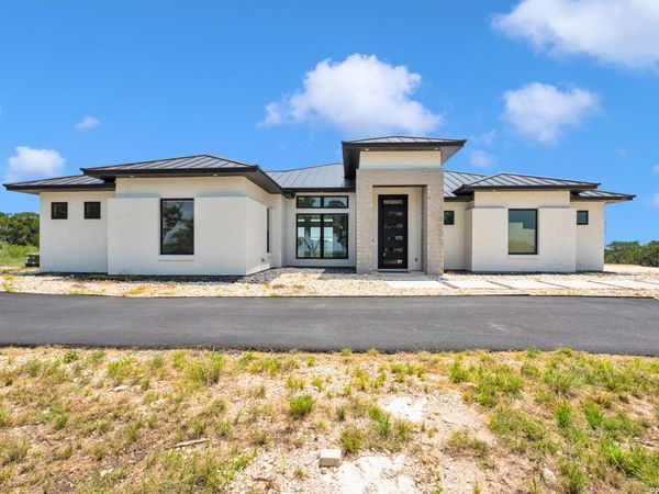 364 PR 2771, Mico, TX 78056