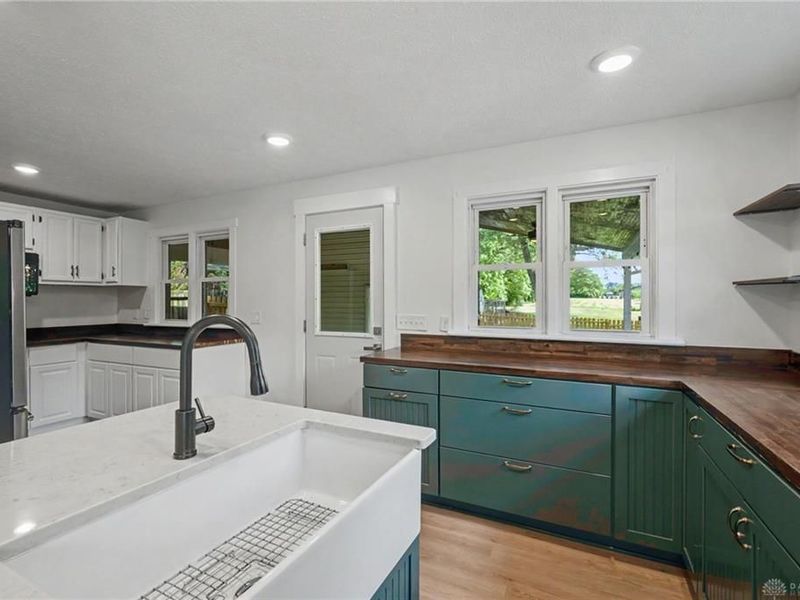 1180 E Shoop Road, Tipp City, OH 45371 Photo 10