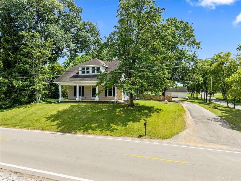 1180 E Shoop Road, Tipp City, OH 45371 Photo 2