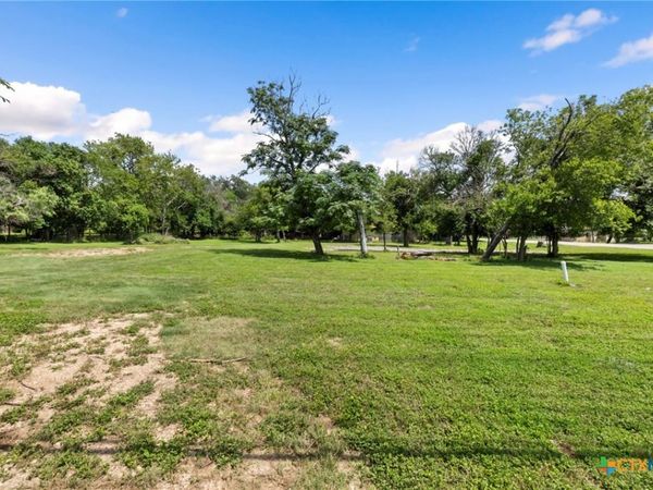 1408 N Bishop Street , San Marcos, TX 78666