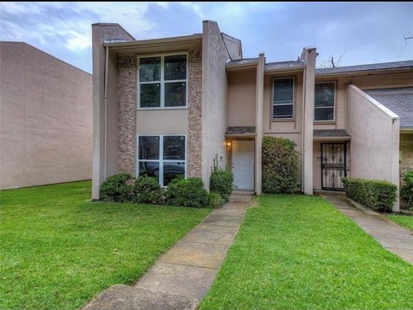 324 Valley Park Drive , Garland, TX 75043