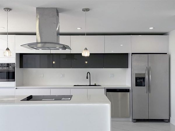 18061 Biscayne Blvd , Unit 1204, Aventura, FL 33160