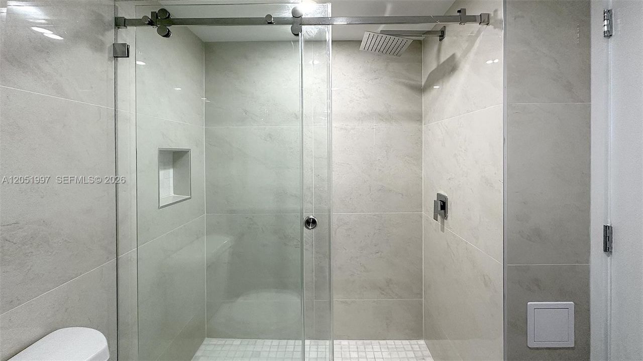 18061 Biscayne Blvd, Unit 1204, Aventura, FL 33160 Photo