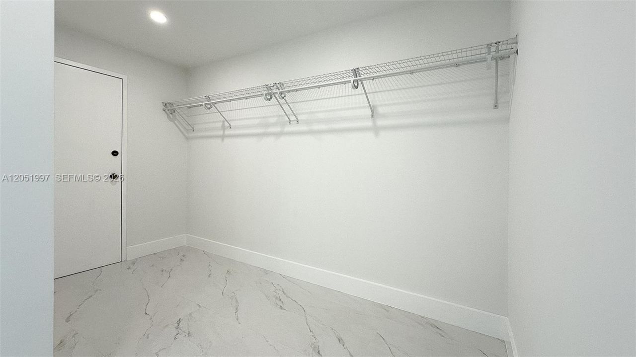 18061 Biscayne Blvd, Unit 1204, Aventura, FL 33160 Photo