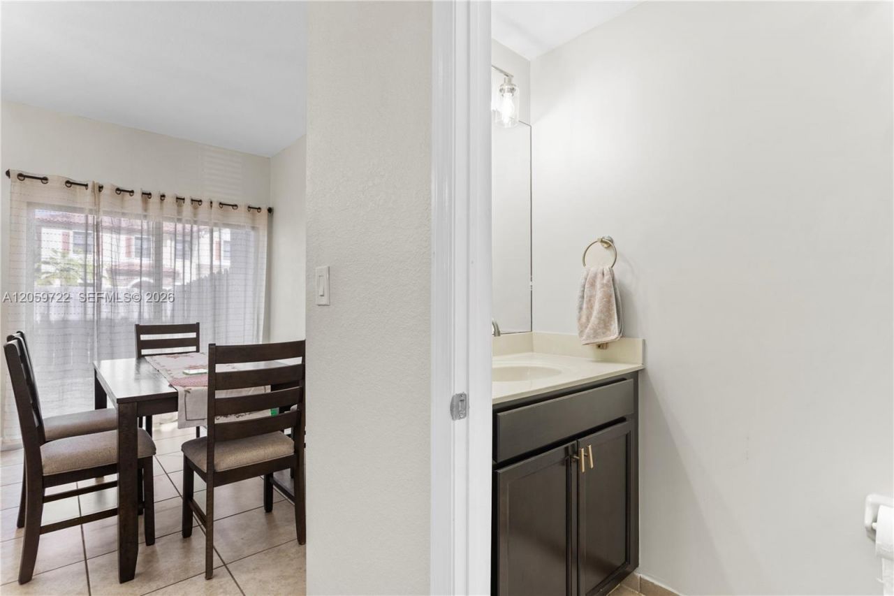 3209 SE 4th Ct, Unit 3209, Homestead, FL 33033 Photo