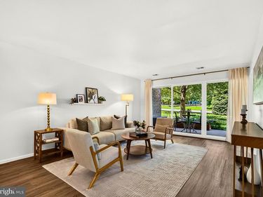 3031 BORGE STREET, Unit 112, OAKTON, VA 22124