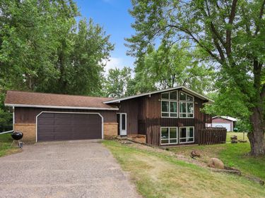 2146 15th Street NE, Sauk Rapids, MN 56379