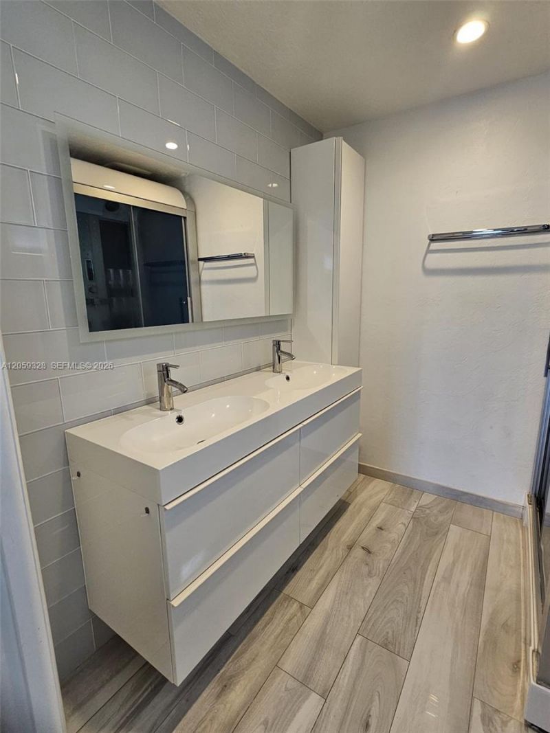 1732 NE 50th St , Pompano Beach, FL 33064 Photo