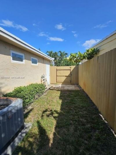 1732 NE 50th St , Pompano Beach, FL 33064 Photo