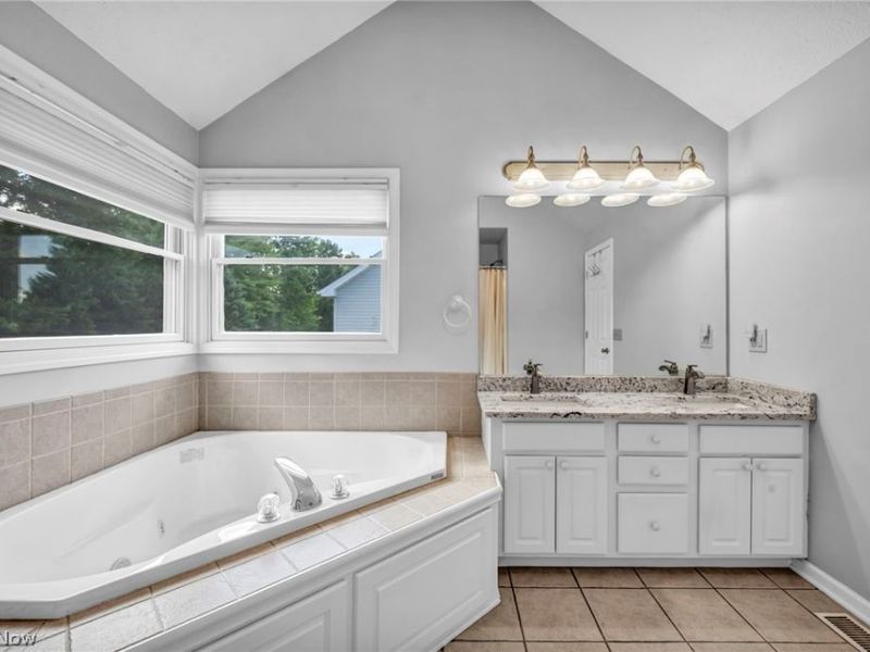 2285 N Bay Drive, Willoughby, OH 44094 Photo 31
