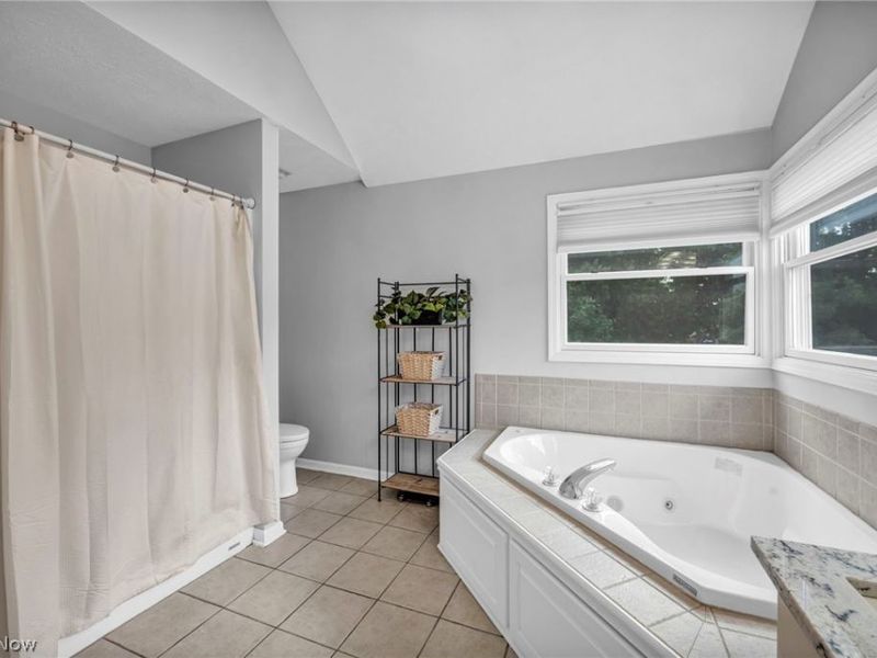 2285 N Bay Drive, Willoughby, OH 44094 Photo 32