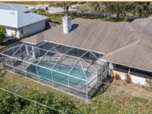 242 SE Duval Avenue, Port St. Lucie, FL 34983