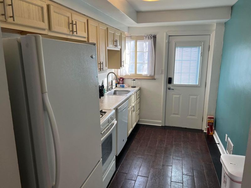 1738-1750 E Broad Street, Columbus, OH 43203 Photo 17