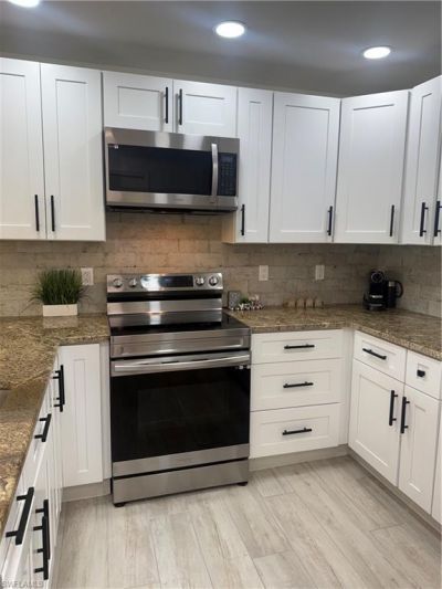 6320 Royal Woods Dr, Fort Myers, FL 33908 Photo