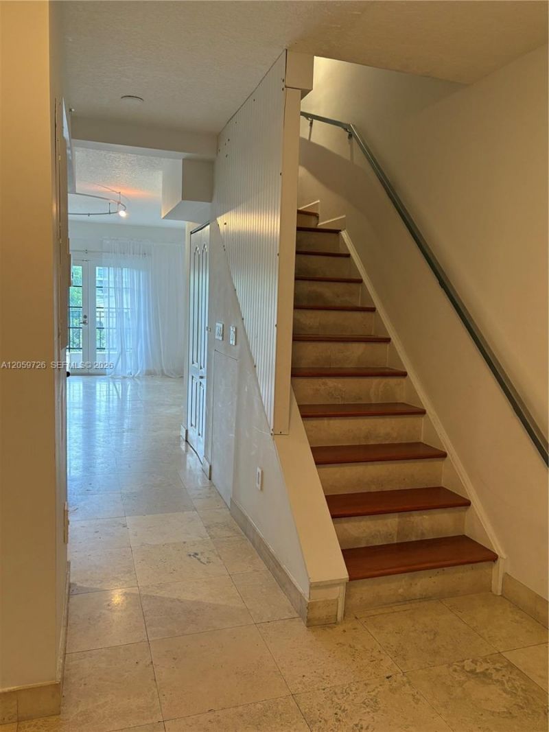 300 Euclid Ave , Unit 209, Miami Beach, FL 33139 Photo
