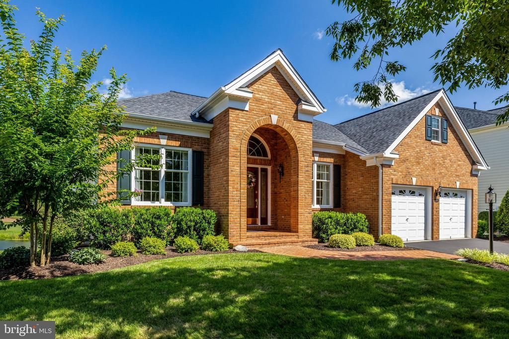 15454 Legacy Way, Haymarket, VA 20169 Main Photo