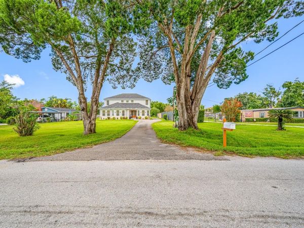 13030 DELWOOD ROAD, TAMPA, FL 33624