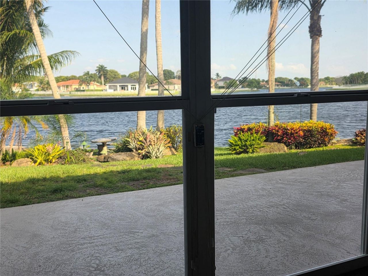 4045 SW 151st Ter, Miramar, FL 33027 Photo