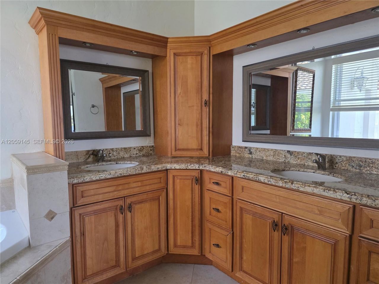 4045 SW 151st Ter, Miramar, FL 33027 Photo