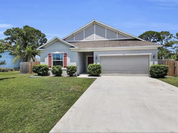 615 NW Monticello Place SW, Port St. Lucie, FL 34986