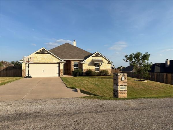 3050 Meandering Way , Granbury, TX 76049