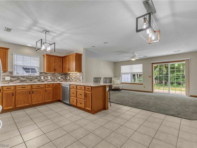 406 Oleander Oval, Unit 44, Madison, OH 44057 Photo 3