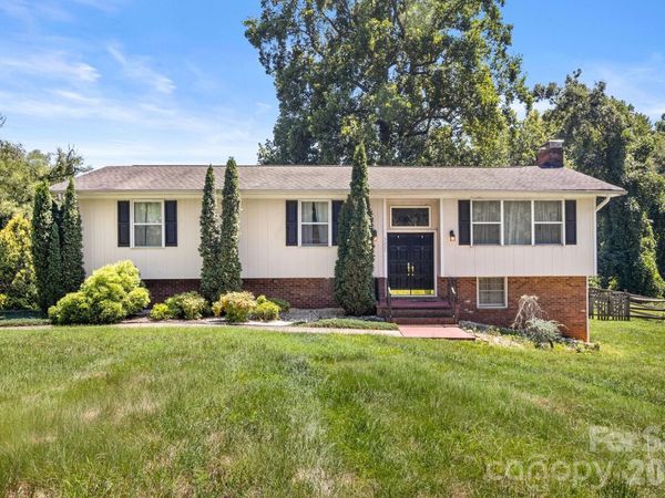 5225 Wolfe Road , Hickory, NC 28601