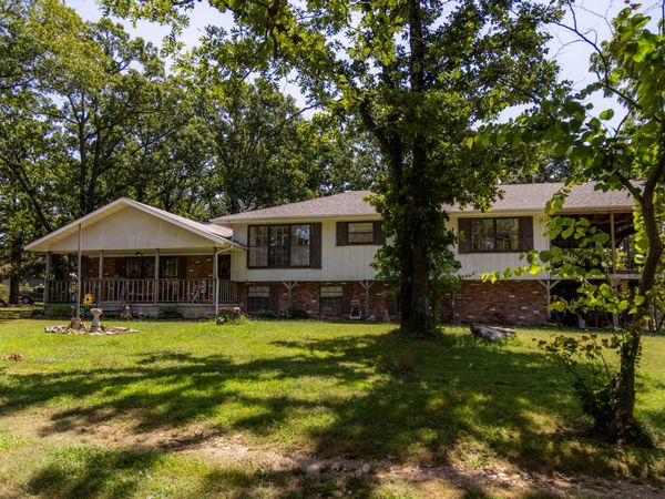 454 Green Hill Lane , Rocky Comfort, MO 64861