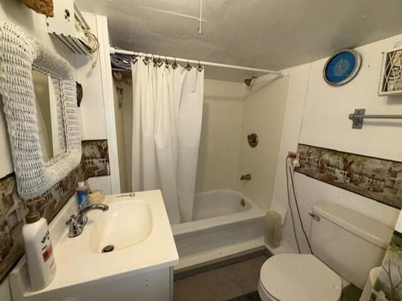 100 1/2 5th Street, Lancaster, OH 43130 Photo 11